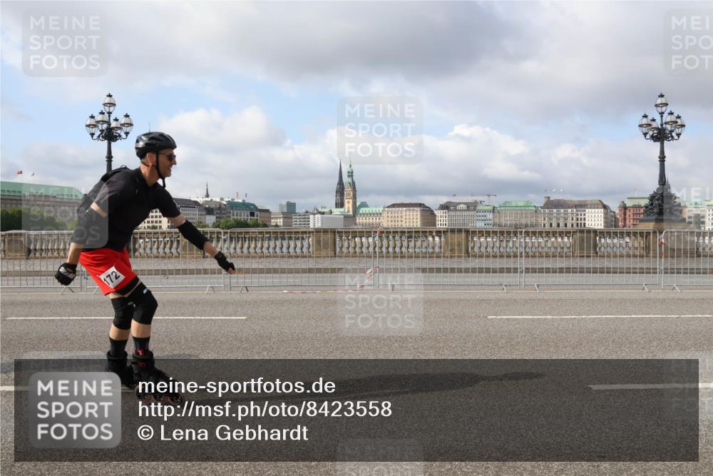 29.06.2025 - hella hamburg halbmarathon Lena Gebhardt http://msf.ph/oto/8423558 29.06.2025 08:58:10 Lombardsbrücke 172 meine-sportfotos.de