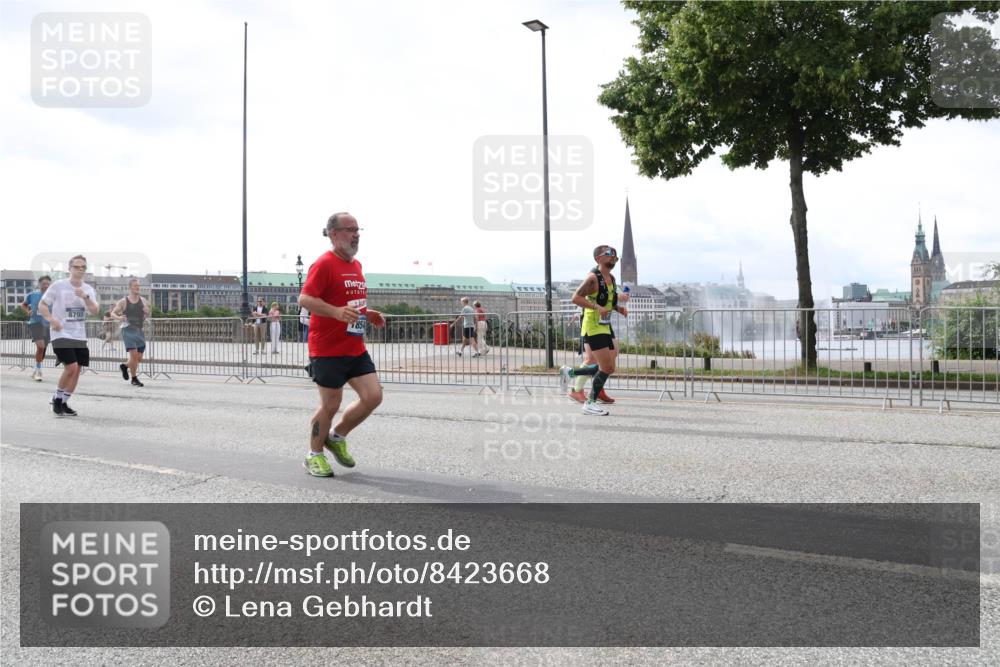 29.06.2025 - hella hamburg halbmarathon Lena Gebhardt http://msf.ph/oto/8423668 29.06.2025 10:43:10 Lombardsbrücke 8795, 1854, 1149, 1155, 1467, 1656, 1788, 1816, 1878, 1964, 2103, 2158, 2267, 2361, 2450, 2509, 2971, 3074, 3238, 3283, 3329, 3378, 3518, 3638, 3764, 4056, 4092, 4105, 4177, 4302, 4367, 4385, 4680, 5067, 5268, 5610, 5720, 5755, 5967, 6012, 6440, 7043, 7461, 7872, 7926, 8135, 8161, 8184, 8408, 8435, 8795, 8991, 9072, 9304, 9378, 9639, 9641, 9644, 9976, 10008, 10180, 10697, 11142, 11710, 12151, 12441, 13049 meine-sportfotos.de