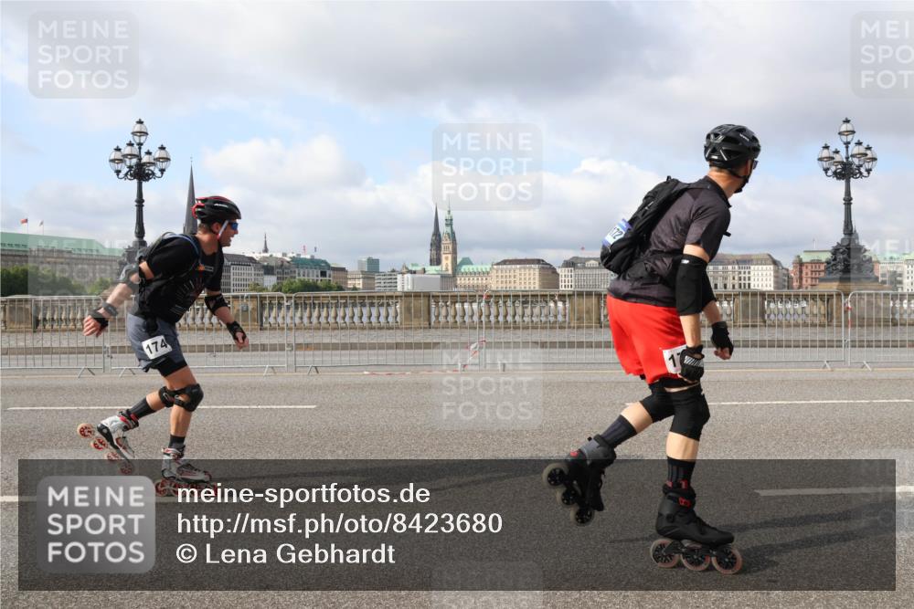 29.06.2025 - hella hamburg halbmarathon Lena Gebhardt http://msf.ph/oto/8423680 29.06.2025 08:58:10 Lombardsbrücke 174 meine-sportfotos.de