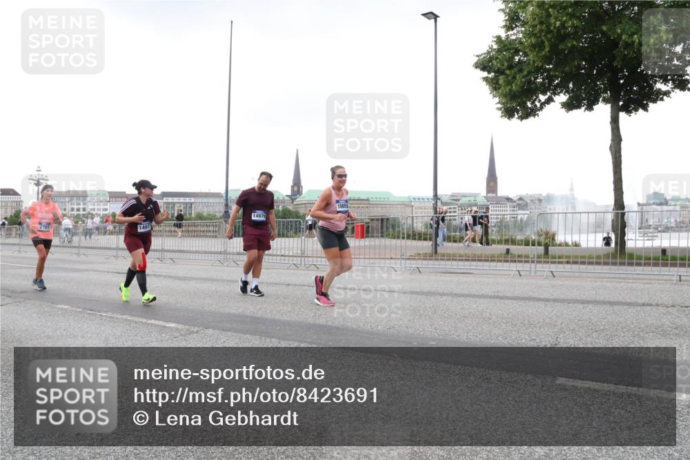 29.06.2025 - hella hamburg halbmarathon Lena Gebhardt http://msf.ph/oto/8423691 29.06.2025 10:53:09 Lombardsbrücke 1497, 14979, 10055, 1340, 1369, 1900, 1906, 2065, 2146, 2291, 2409, 2701, 2988, 3227, 3787, 4195, 4626, 4729, 5428, 5815, 6135, 6521, 7032, 7068, 7483, 7681, 7737, 8189, 8212, 8414, 8515, 8641, 8906, 9545, 9685, 9764, 10043, 10055, 10175, 10417, 10490, 10568, 10600, 10661, 10879, 10981, 11520, 11524, 11919, 12127, 12128, 12193, 12219, 12700, 12994, 13489, 13916, 13917, 14009, 14038, 14765, 14807, 14977, 14979, 16137 meine-sportfotos.de