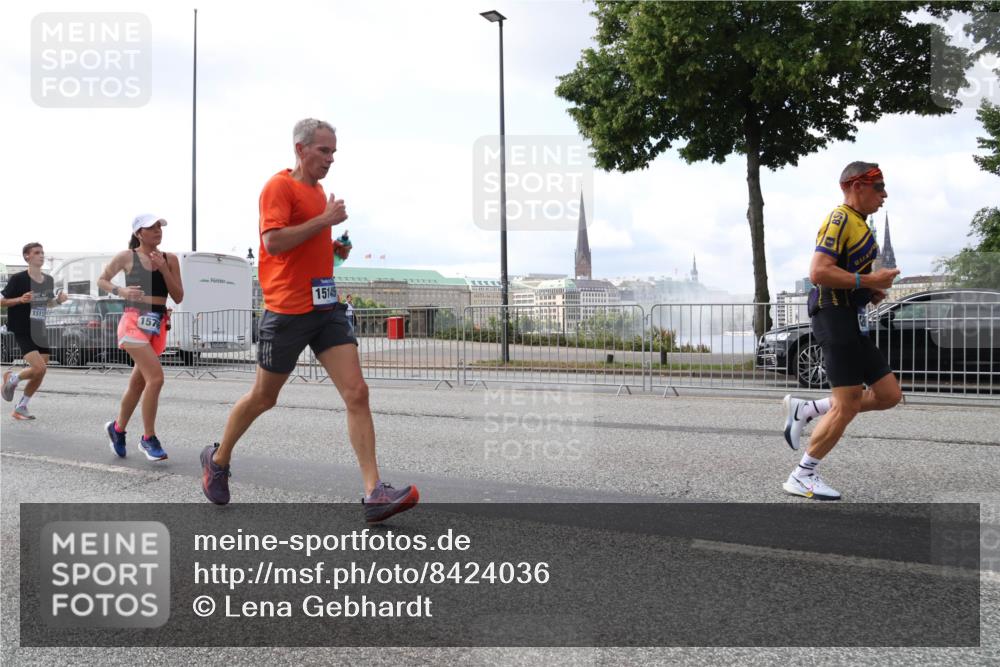 29.06.2025 - hella hamburg halbmarathon Lena Gebhardt http://msf.ph/oto/8424036 29.06.2025 10:06:15 Lombardsbrücke 157, 15145, 1229, 1245, 1448, 1766, 1830, 1842, 2540, 3062, 4169, 4542, 4666, 4868, 5431, 6014, 6314, 7138, 7741, 8051, 8316, 8894, 8909, 9361, 9477, 9560, 10214, 10297, 10781, 13042, 13054, 13481, 13863, 14369, 14987, 15113, 15145, 15229, 15462, 15537, 15766, 15772, 15858, 16441, 16687, 17239, 17746, 17885, 18042, 18575, 18577, 18768, 18857, 18910, 18913, 18966 meine-sportfotos.de
