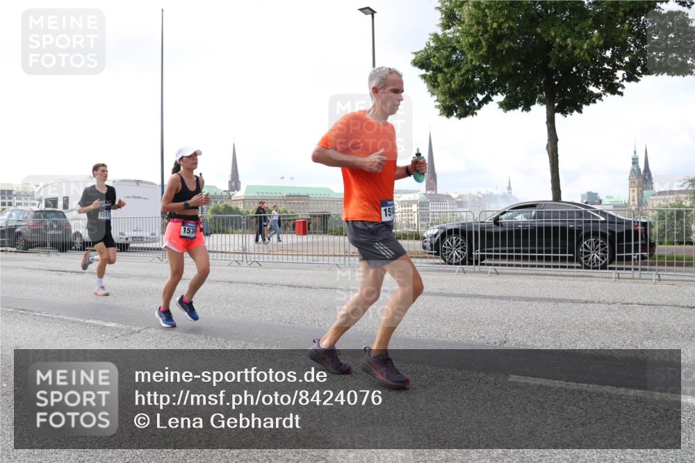 29.06.2025 - hella hamburg halbmarathon Lena Gebhardt http://msf.ph/oto/8424076 29.06.2025 10:06:16 Lombardsbrücke 15113, 15, 157, 1229, 1245, 1448, 1766, 1830, 1842, 2540, 3062, 4169, 4542, 4666, 4868, 5431, 6014, 6314, 7138, 7741, 8051, 8316, 8894, 8909, 9361, 9477, 9560, 10214, 10297, 10781, 13042, 13054, 13481, 13863, 14369, 14987, 15113, 15145, 15229, 15462, 15537, 15766, 15772, 15858, 16441, 16687, 17239, 17746, 17885, 18042, 18575, 18577, 18768, 18857, 18910, 18913, 18966 meine-sportfotos.de