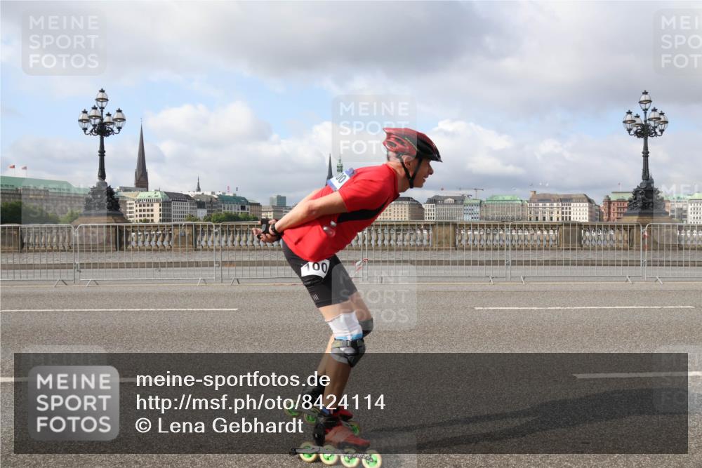 29.06.2025 - hella hamburg halbmarathon Lena Gebhardt http://msf.ph/oto/8424114 29.06.2025 08:58:13 Lombardsbrücke 100 meine-sportfotos.de