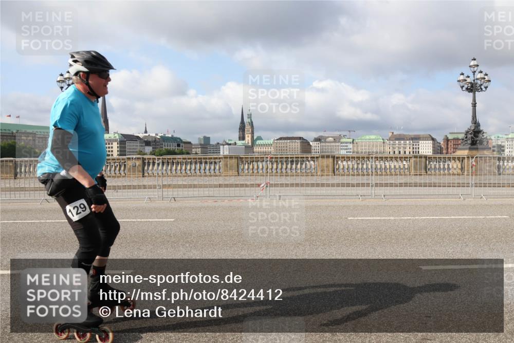 29.06.2025 - hella hamburg halbmarathon Lena Gebhardt http://msf.ph/oto/8424412 29.06.2025 08:58:25 Lombardsbrücke 129 meine-sportfotos.de