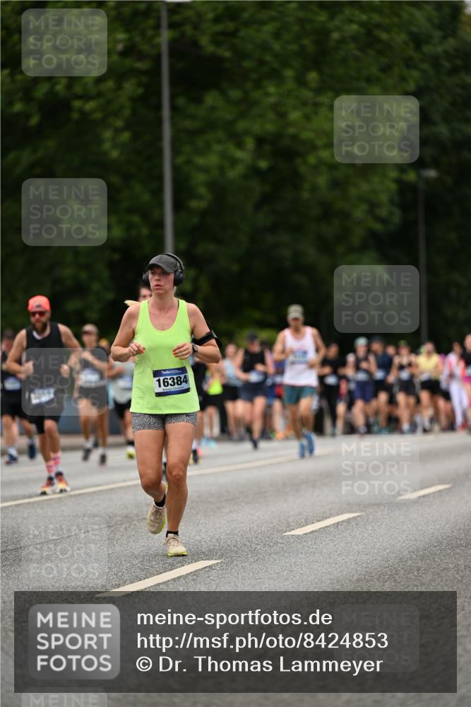 29.06.2025 - hella hamburg halbmarathon Dr. Thomas Lammeyer http://msf.ph/oto/8424853 29.06.2025 10:49:41 Kennedybrücke 1024, 1774, 1798, 2550, 2779, 3570, 4275, 4337, 4388, 5099, 5190, 5339, 5949, 6841, 6888, 7699, 7859, 7912, 8745, 8907, 9536, 10562, 10668, 10727 meine-sportfotos.de