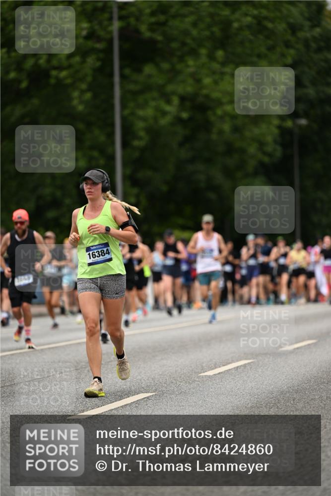 29.06.2025 - hella hamburg halbmarathon Dr. Thomas Lammeyer http://msf.ph/oto/8424860 29.06.2025 10:49:41 Kennedybrücke 1024, 1774, 1798, 2550, 2779, 3570, 4275, 4337, 4388, 5099, 5190, 5339, 5949, 6841, 6888, 7699, 7859, 7912, 8745, 8907, 9536, 10562, 10668, 10727 meine-sportfotos.de