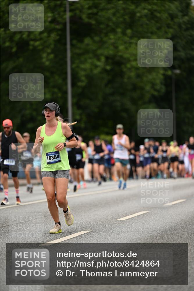 29.06.2025 - hella hamburg halbmarathon Dr. Thomas Lammeyer http://msf.ph/oto/8424864 29.06.2025 10:49:41 Kennedybrücke 1024, 1774, 1798, 2550, 2779, 3570, 4275, 4337, 4388, 5099, 5190, 5339, 5949, 6841, 6888, 7699, 7859, 7912, 8745, 8907, 9536, 10562, 10668, 10727 meine-sportfotos.de