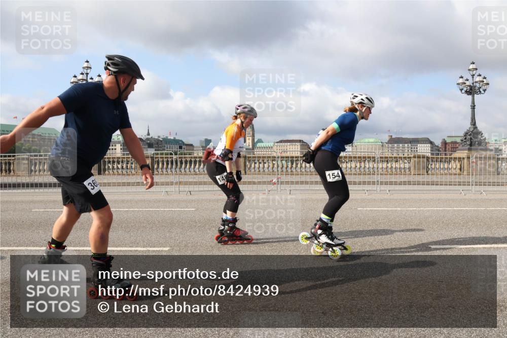 29.06.2025 - hella hamburg halbmarathon Lena Gebhardt http://msf.ph/oto/8424939 29.06.2025 08:58:45 Lombardsbrücke 36, 14, 154 meine-sportfotos.de