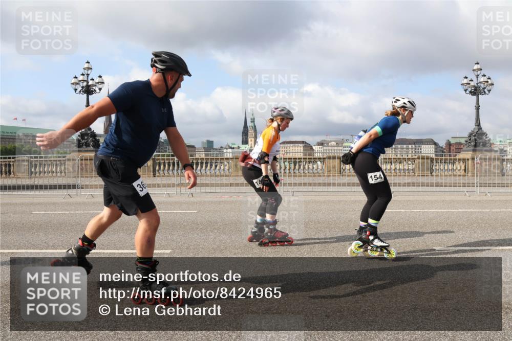29.06.2025 - hella hamburg halbmarathon Lena Gebhardt http://msf.ph/oto/8424965 29.06.2025 08:58:45 Lombardsbrücke 111, 36, 154 meine-sportfotos.de