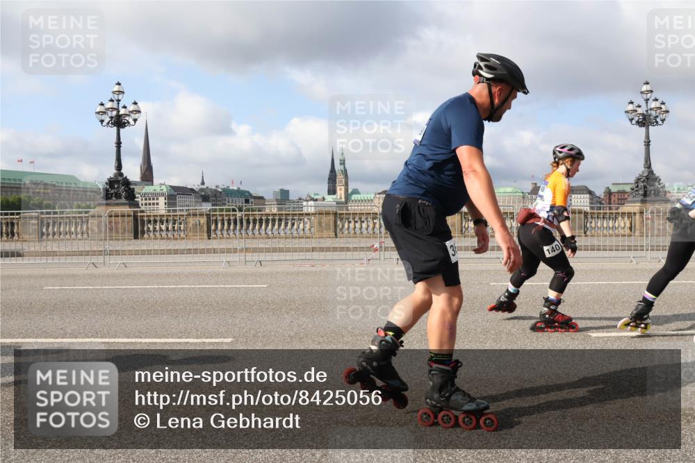 29.06.2025 - hella hamburg halbmarathon Lena Gebhardt http://msf.ph/oto/8425056 29.06.2025 08:58:45 Lombardsbrücke 140 meine-sportfotos.de