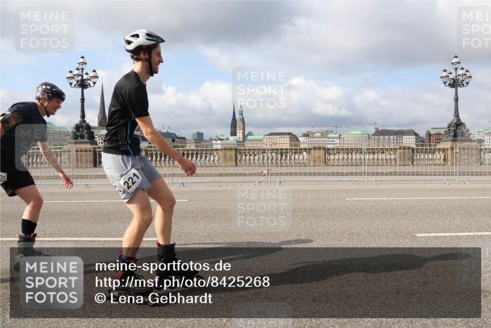 29.06.2025 - hella hamburg halbmarathon Lena Gebhardt http://msf.ph/oto/8425268 29.06.2025 08:58:45 Lombardsbrücke 20, 221 meine-sportfotos.de