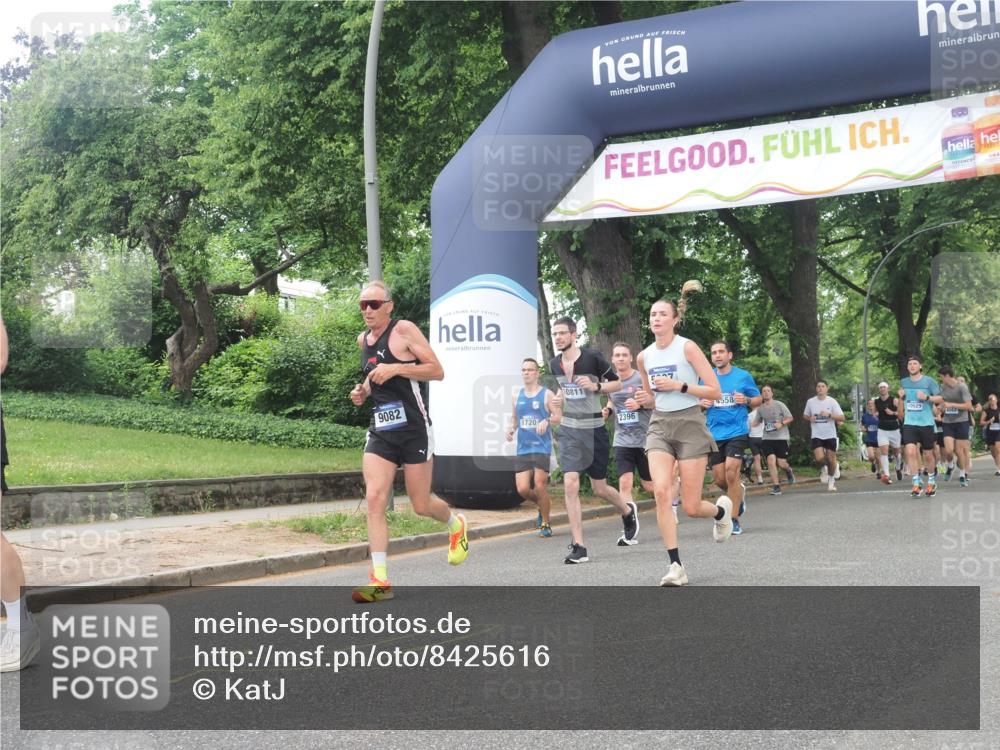 29.06.2025 - hella hamburg halbmarathon KatJ http://msf.ph/oto/8425616 29.06.2025 10:39:25 Zwischen KM18-KM19 2396, 3426, 4558, 4635, 5116, 5607, 6776, 7409 meine-sportfotos.de