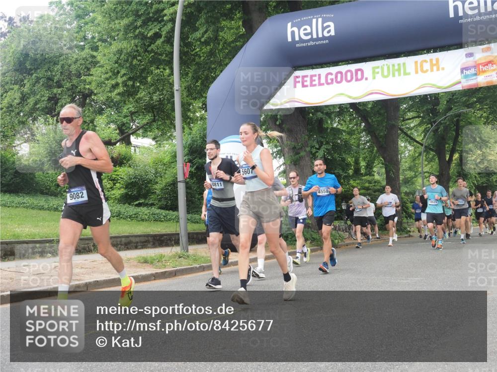 29.06.2025 - hella hamburg halbmarathon KatJ http://msf.ph/oto/8425677 29.06.2025 10:39:25 Zwischen KM18-KM19 2396, 3426, 4558, 4635, 5116, 5607, 6776, 7409 meine-sportfotos.de