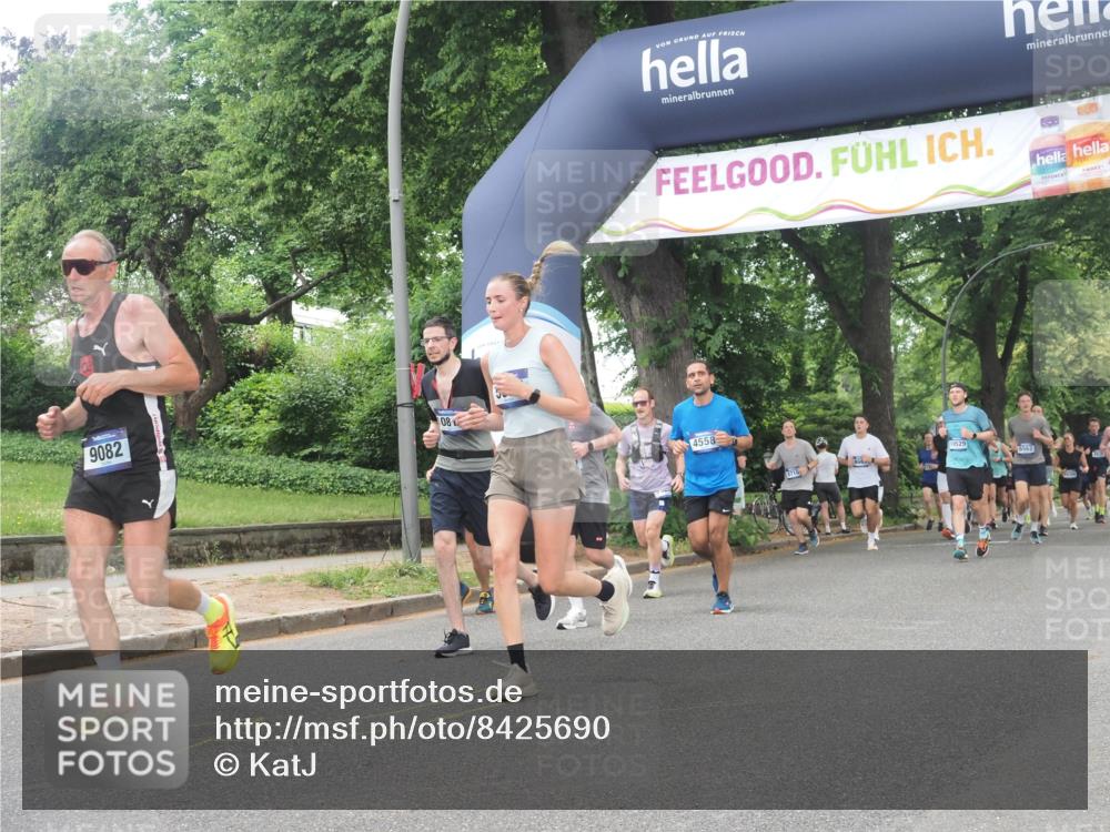 29.06.2025 - hella hamburg halbmarathon KatJ http://msf.ph/oto/8425690 29.06.2025 10:39:25 Zwischen KM18-KM19 2396, 3426, 4558, 4635, 5116, 5607, 6776, 7409 meine-sportfotos.de