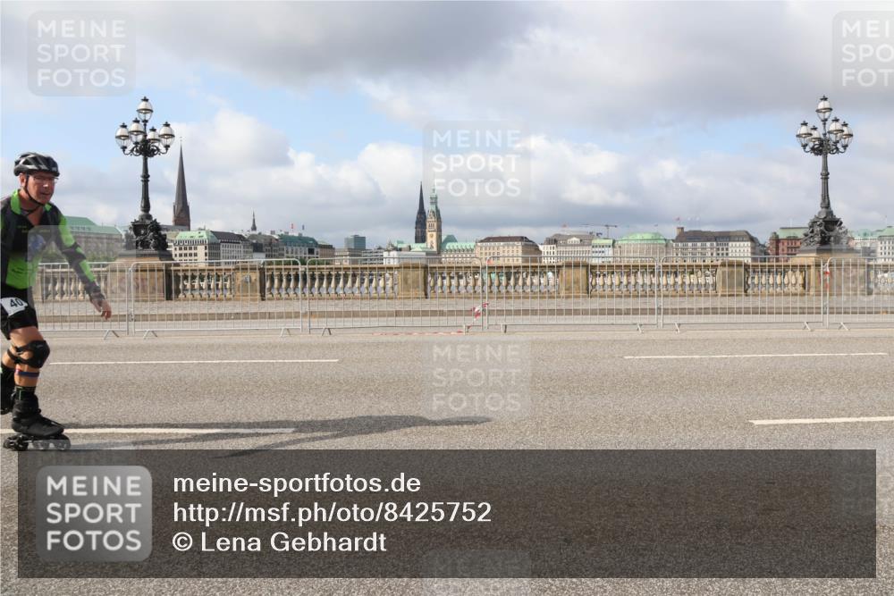 29.06.2025 - hella hamburg halbmarathon Lena Gebhardt http://msf.ph/oto/8425752 29.06.2025 08:58:47 Lombardsbrücke 40 meine-sportfotos.de