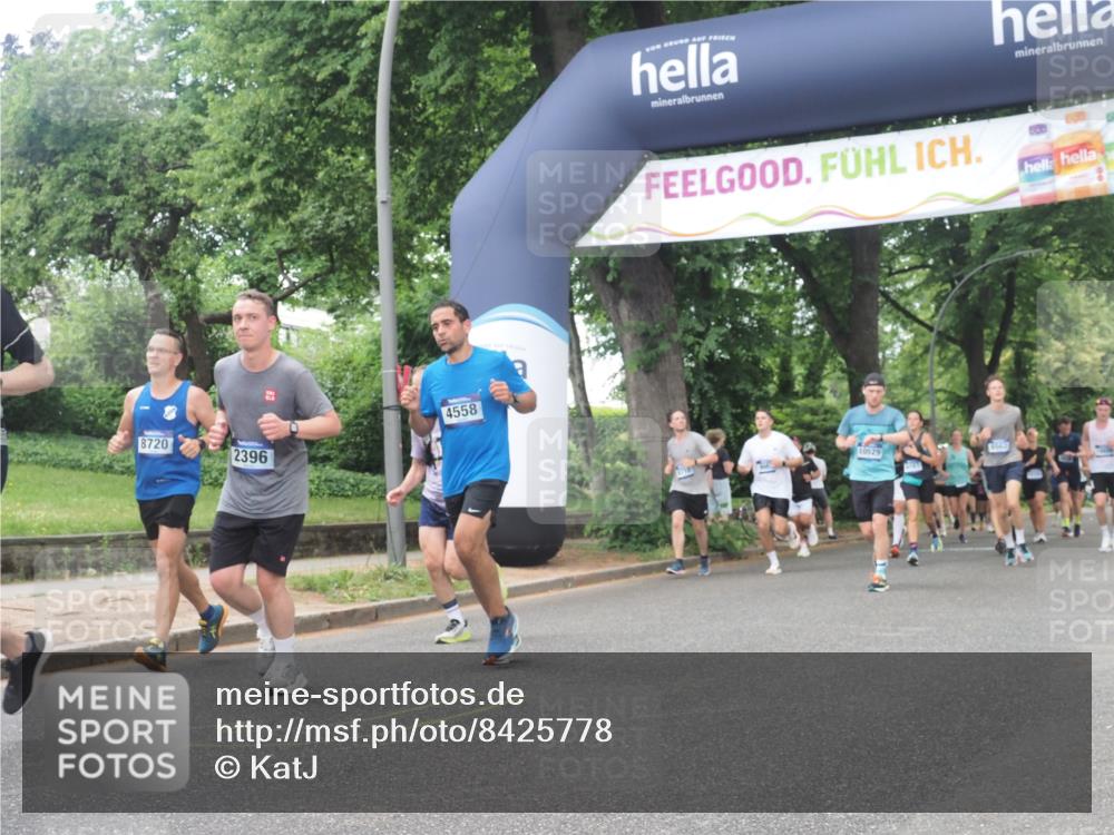 29.06.2025 - hella hamburg halbmarathon KatJ http://msf.ph/oto/8425778 29.06.2025 10:39:26 Zwischen KM18-KM19 2396, 3426, 4558, 4635, 5116, 5607, 6776, 7409, 8720 meine-sportfotos.de