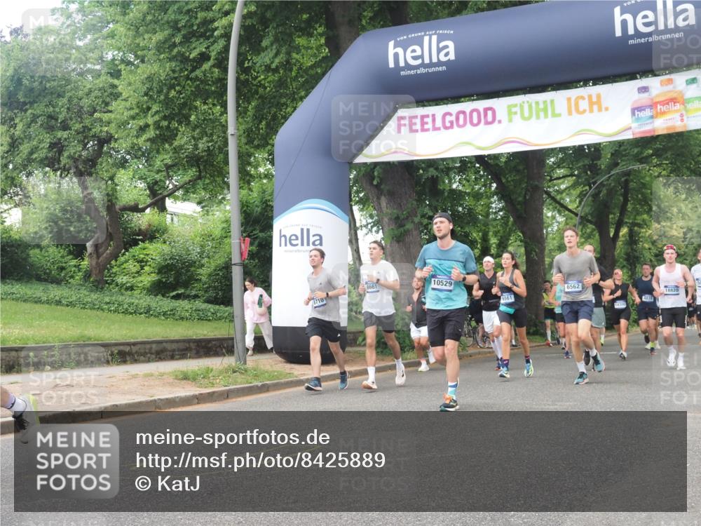 29.06.2025 - hella hamburg halbmarathon KatJ http://msf.ph/oto/8425889 29.06.2025 10:39:28 Zwischen KM18-KM19 2396, 3426, 4558, 4635, 5032, 5116, 5607, 6562, 6776, 7724, 8661, 8720 meine-sportfotos.de