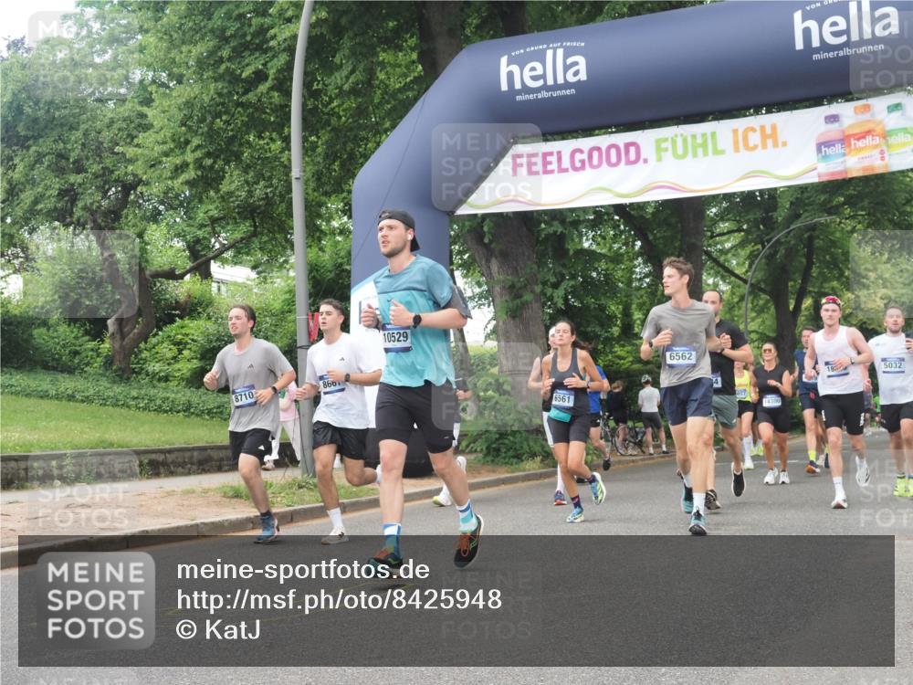 29.06.2025 - hella hamburg halbmarathon KatJ http://msf.ph/oto/8425948 29.06.2025 10:39:29 Zwischen KM18-KM19 2396, 3426, 4558, 4635, 4839, 5032, 5116, 5607, 6562, 7724, 8661, 8710, 8720 meine-sportfotos.de