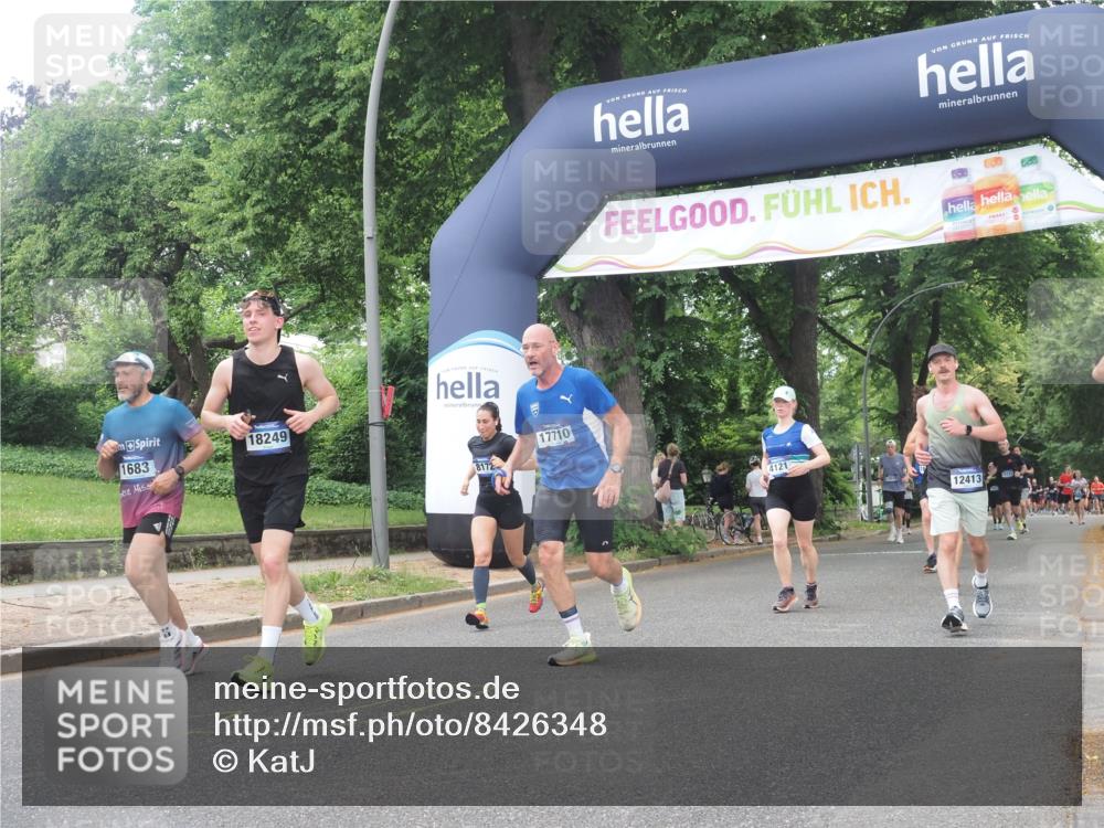 29.06.2025 - hella hamburg halbmarathon KatJ http://msf.ph/oto/8426348 29.06.2025 10:39:35 Zwischen KM18-KM19 1683, 2364, 4121, 4814, 4839, 5032, 5482, 6562, 6657, 7178, 7724, 7732, 8172, 8661, 8710 meine-sportfotos.de