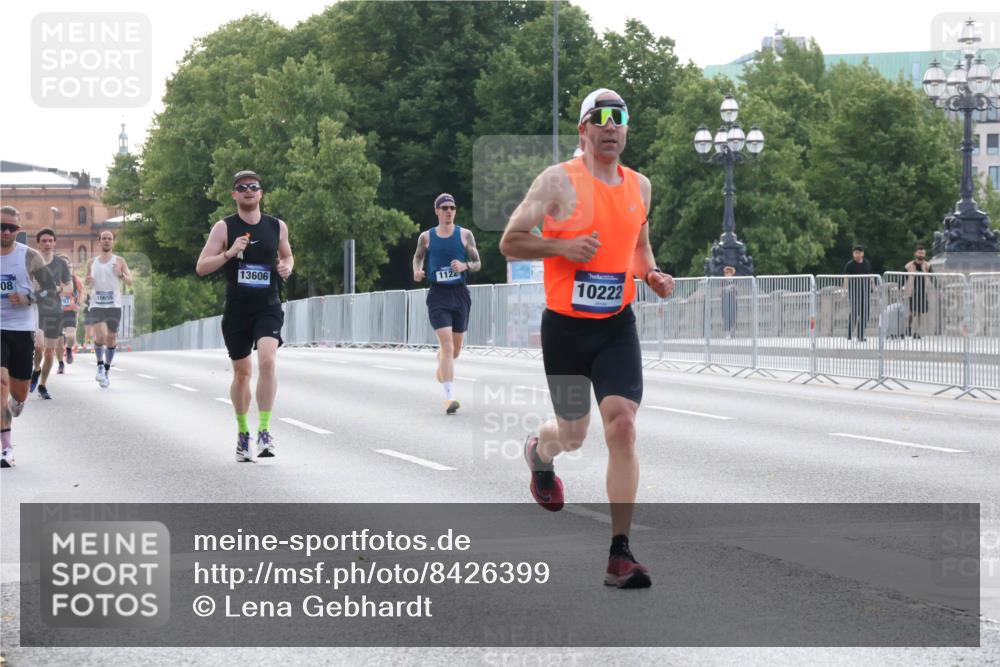 29.06.2025 - hella hamburg halbmarathon Lena Gebhardt http://msf.ph/oto/8426399 29.06.2025 09:43:56 Lombardsbrücke 08, 10655, 13606, 1122, 10222, 1122, 1953, 2075, 2180, 2203, 2483, 3189, 3379, 5308, 7231, 8318, 8376, 9047, 9804, 10222, 10351, 10655, 11150, 13383, 13606, 13941, 15023, 15136, 17040, 17893, 18763, 18832 meine-sportfotos.de