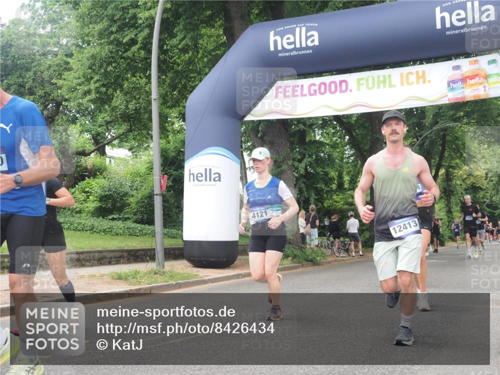 29.06.2025 - hella hamburg halbmarathon KatJ http://msf.ph/oto/8426434 29.06.2025 10:39:37 Zwischen KM18-KM19 1683, 2364, 4121, 4814, 4839, 5482, 6657, 7178, 7732, 8172, 8710 meine-sportfotos.de
