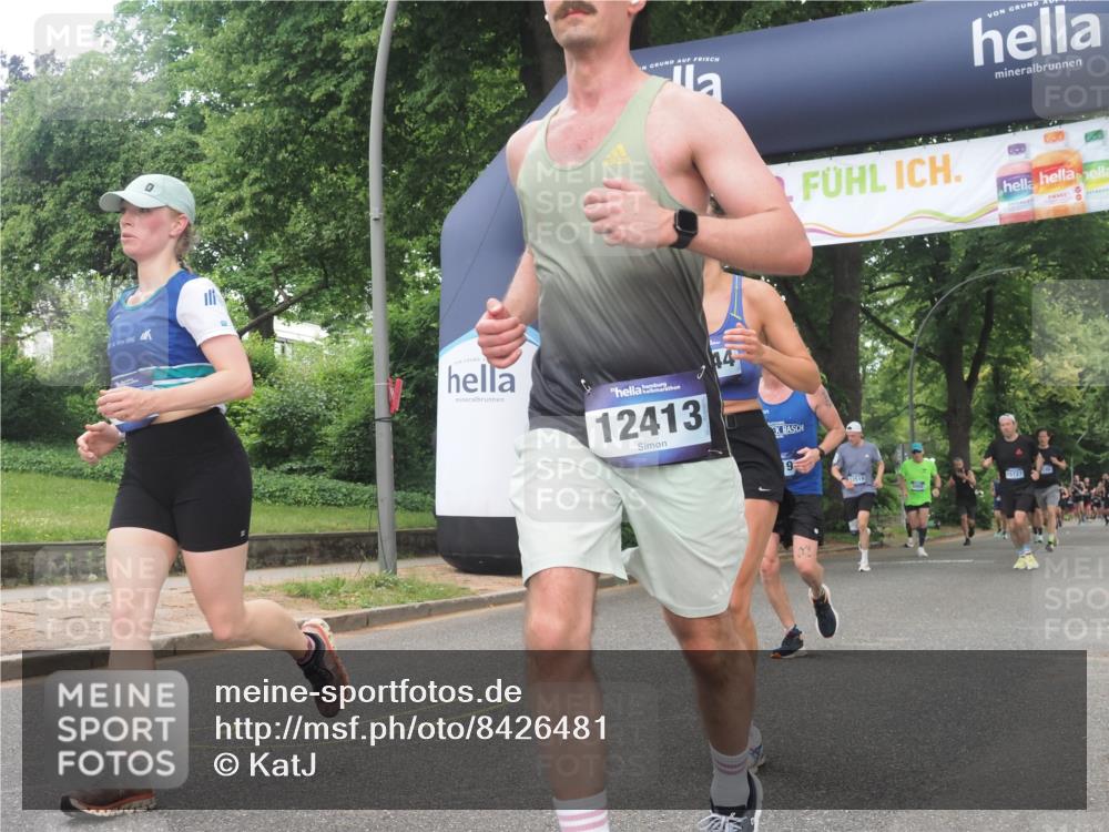 29.06.2025 - hella hamburg halbmarathon KatJ http://msf.ph/oto/8426481 29.06.2025 10:39:38 Zwischen KM18-KM19 1683, 2364, 4121, 4814, 5482, 6657, 7178, 7732, 8172 meine-sportfotos.de