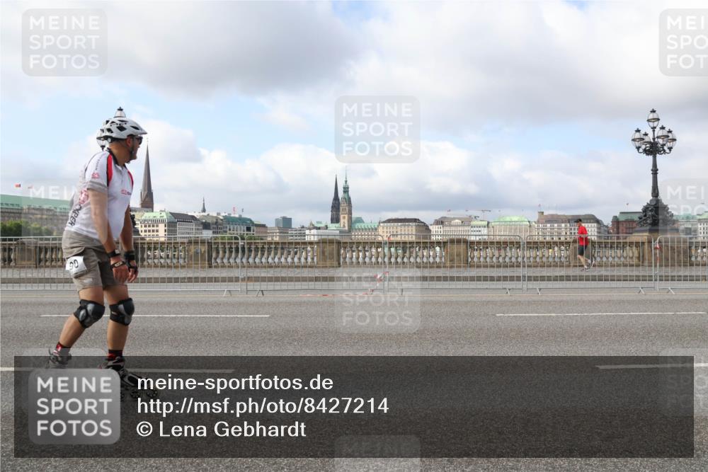 29.06.2025 - hella hamburg halbmarathon Lena Gebhardt http://msf.ph/oto/8427214 29.06.2025 08:59:12 Lombardsbrücke 90 meine-sportfotos.de