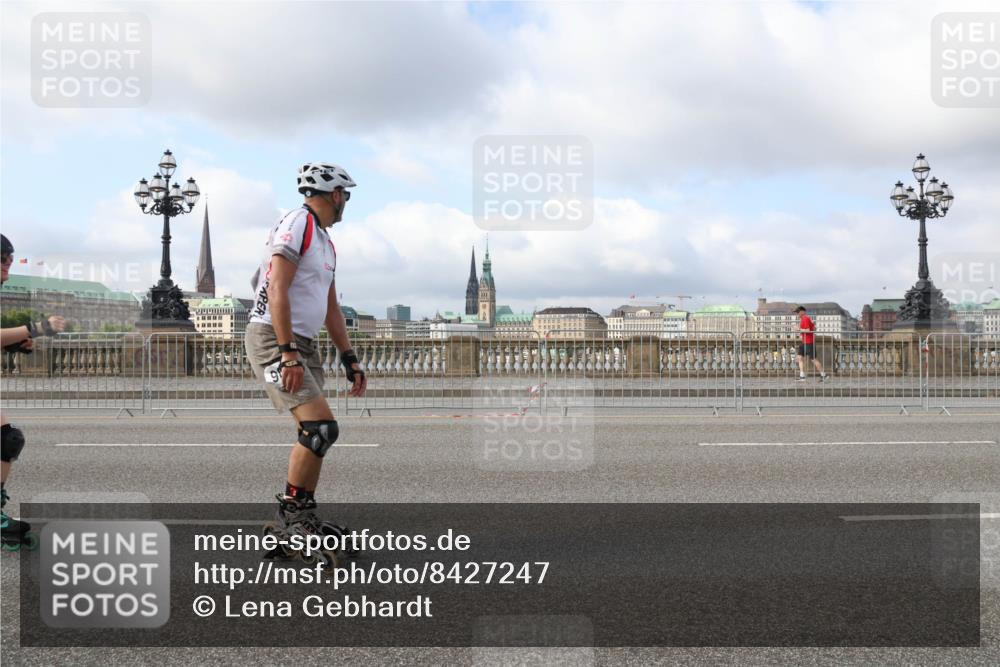 29.06.2025 - hella hamburg halbmarathon Lena Gebhardt http://msf.ph/oto/8427247 29.06.2025 08:59:12 Lombardsbrücke  meine-sportfotos.de