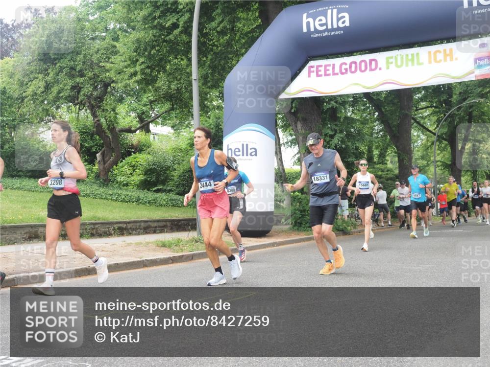 29.06.2025 - hella hamburg halbmarathon KatJ http://msf.ph/oto/8427259 29.06.2025 10:40:03 Zwischen KM18-KM19 1706, 2444, 3208, 3209, 5169, 5194, 6390, 7786, 8390 meine-sportfotos.de