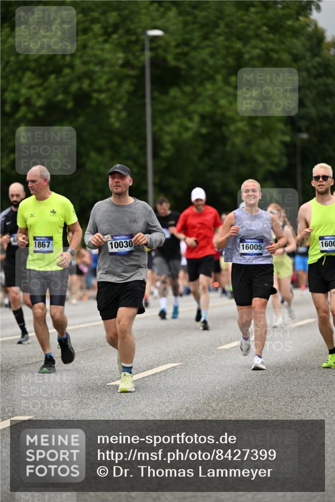 29.06.2025 - hella hamburg halbmarathon Dr. Thomas Lammeyer http://msf.ph/oto/8427399 29.06.2025 10:50:49 Kennedybrücke 1033, 1429, 1695, 1867, 1868, 1924, 1983, 2008, 2398, 2423, 2773, 2813, 2917, 3160, 3164, 3410, 4202, 4296, 4306, 4317, 4572, 5044, 5769, 5770, 6124, 6161, 6392, 8477, 8486, 9120, 9121, 9243, 9337, 9445, 10030, 10230, 10327, 10329, 10367, 11253, 11361 meine-sportfotos.de