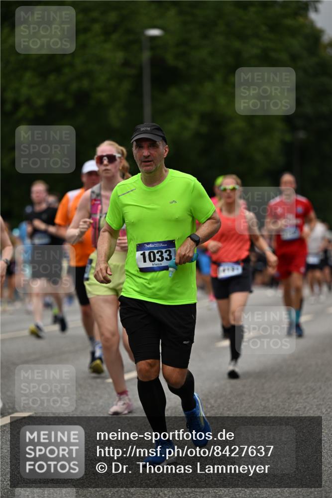 29.06.2025 - hella hamburg halbmarathon Dr. Thomas Lammeyer http://msf.ph/oto/8427637 29.06.2025 10:50:55 Kennedybrücke 1033, 1100, 1104, 1429, 1867, 1868, 1924, 2423, 2697, 2773, 2813, 2917, 3160, 3164, 3410, 3896, 4104, 4202, 4296, 4306, 4317, 4448, 4572, 5635, 5769, 5770, 5854, 5892, 6124, 6161, 6392, 6623, 8010, 8047, 8477, 8486, 8706, 9120, 9121, 9243, 9337, 9426, 9445, 9774, 9949, 10030, 10230, 10327, 10329, 11253, 11361, 11408 meine-sportfotos.de