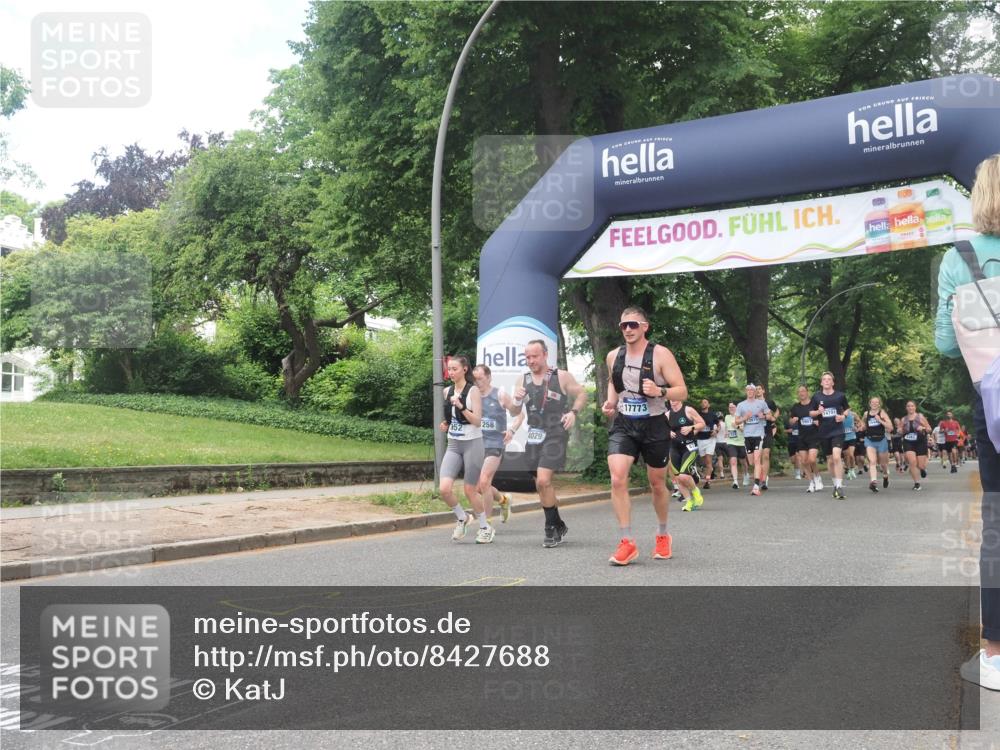 29.06.2025 - hella hamburg halbmarathon KatJ http://msf.ph/oto/8427688 29.06.2025 10:40:15 Zwischen KM18-KM19 1151, 1258, 2208, 3715, 3952, 4029, 5378, 5638, 6481, 7896, 8273, 8651 meine-sportfotos.de