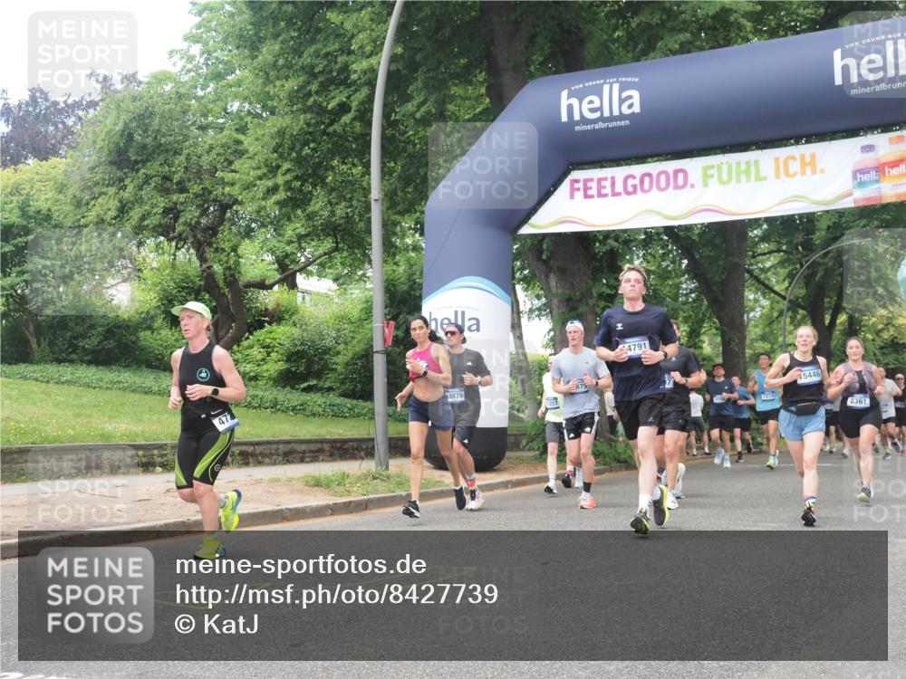 29.06.2025 - hella hamburg halbmarathon KatJ http://msf.ph/oto/8427739 29.06.2025 10:40:17 Zwischen KM18-KM19 1151, 1258, 2208, 3952, 4029, 5378, 5907, 6481, 7896, 8361 meine-sportfotos.de