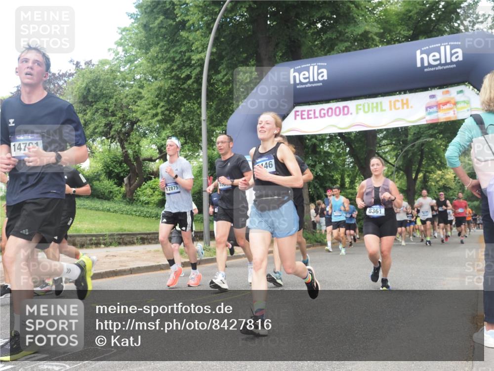29.06.2025 - hella hamburg halbmarathon KatJ http://msf.ph/oto/8427816 29.06.2025 10:40:19 Zwischen KM18-KM19 1151, 1258, 2082, 3952, 4029, 5907, 8361 meine-sportfotos.de