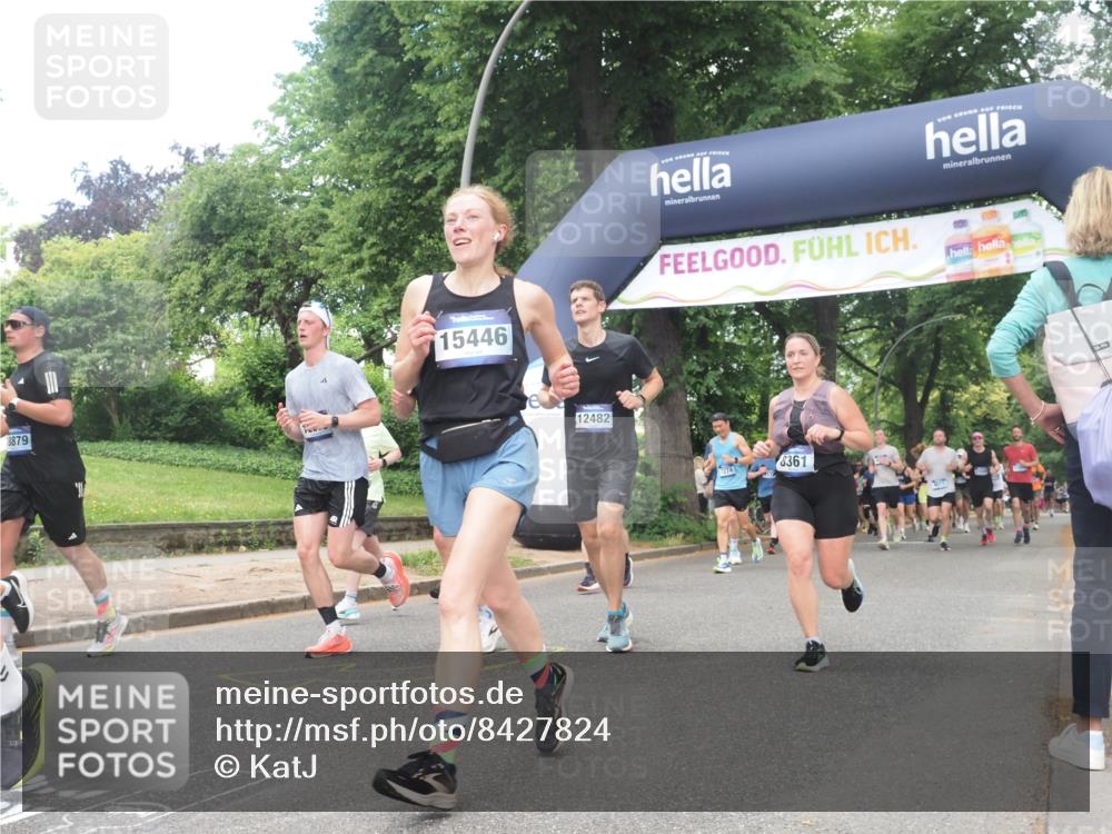 29.06.2025 - hella hamburg halbmarathon KatJ http://msf.ph/oto/8427824 29.06.2025 10:40:19 Zwischen KM18-KM19 1151, 1258, 2082, 3952, 4029, 5907, 8361 meine-sportfotos.de