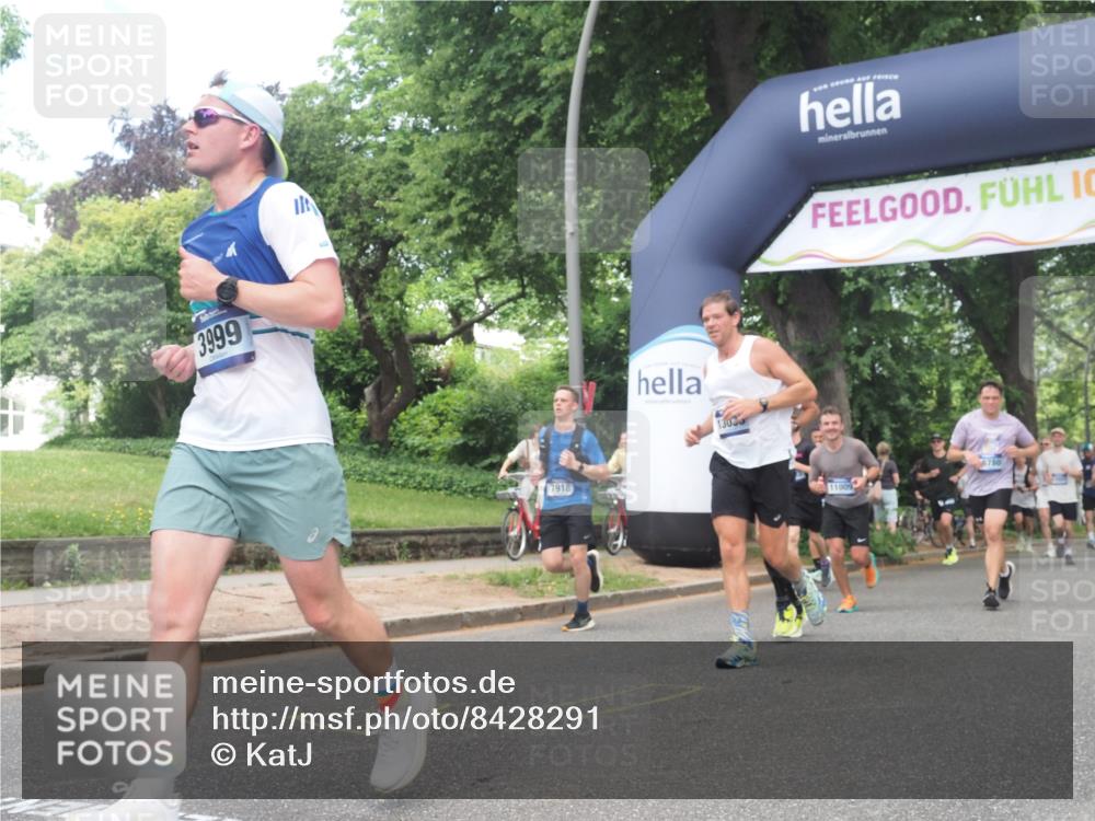 29.06.2025 - hella hamburg halbmarathon KatJ http://msf.ph/oto/8428291 29.06.2025 10:40:37 Zwischen KM18-KM19 3334, 3999, 6877, 7232, 7918 meine-sportfotos.de