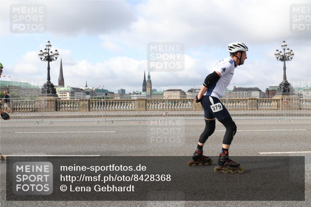29.06.2025 - hella hamburg halbmarathon Lena Gebhardt http://msf.ph/oto/8428368 29.06.2025 08:59:29 Lombardsbrücke 379 meine-sportfotos.de