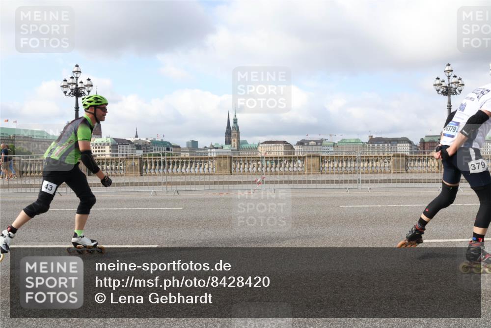 29.06.2025 - hella hamburg halbmarathon Lena Gebhardt http://msf.ph/oto/8428420 29.06.2025 08:59:30 Lombardsbrücke 43, 0379, 379 meine-sportfotos.de