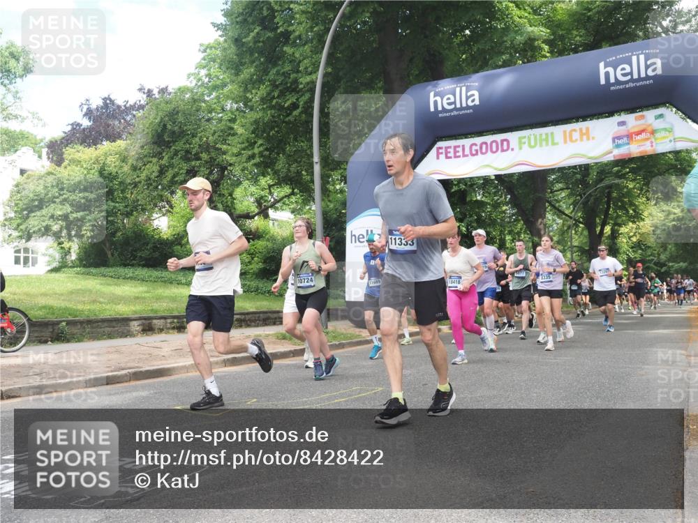 29.06.2025 - hella hamburg halbmarathon KatJ http://msf.ph/oto/8428422 29.06.2025 10:40:42 Zwischen KM18-KM19 1267, 3334, 5077, 6723, 7509, 7918, 8335 meine-sportfotos.de