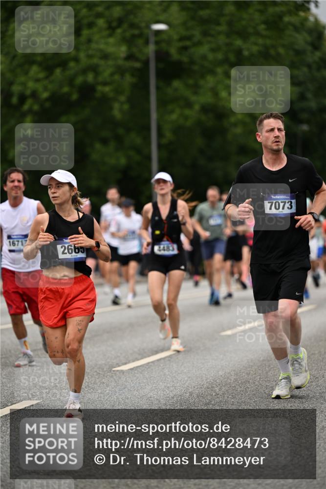 29.06.2025 - hella hamburg halbmarathon Dr. Thomas Lammeyer http://msf.ph/oto/8428473 29.06.2025 10:51:14 Kennedybrücke 1004, 1100, 1104, 1371, 1375, 1608, 1837, 1961, 1999, 2162, 2327, 2423, 2537, 2662, 2665, 2697, 3339, 3406, 3407, 3896, 4104, 4448, 4483, 5635, 5697, 5854, 5892, 6392, 6485, 6623, 6740, 6995, 7073, 7268, 7364, 7368, 7374, 7430, 7431, 7960, 8010, 8047, 8486, 8706, 8967, 9120, 9121, 9337, 9426, 9557, 9774, 9949, 10514, 10515, 10591, 11160, 11408 meine-sportfotos.de