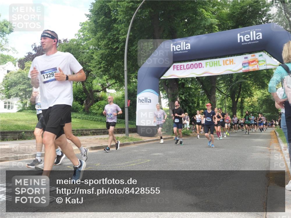 29.06.2025 - hella hamburg halbmarathon KatJ http://msf.ph/oto/8428555 29.06.2025 10:40:46 Zwischen KM18-KM19 1267, 2058, 2771, 5077, 6723, 7509, 8335 meine-sportfotos.de