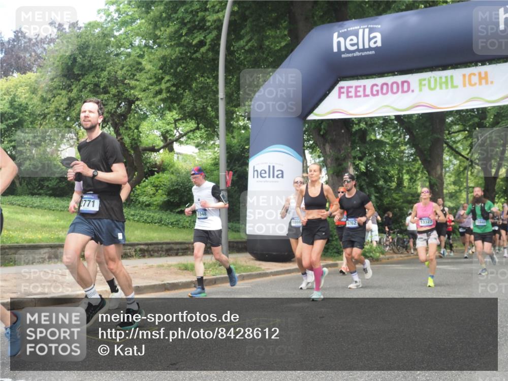 29.06.2025 - hella hamburg halbmarathon KatJ http://msf.ph/oto/8428612 29.06.2025 10:40:48 Zwischen KM18-KM19 1267, 2058, 2771, 5077, 7509, 8335 meine-sportfotos.de