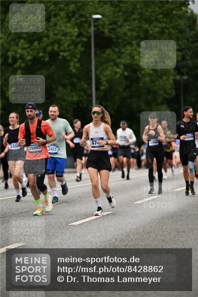 29.06.2025 - hella hamburg halbmarathon Dr. Thomas Lammeyer http://msf.ph/oto/8428862 29.06.2025 10:51:24 Kennedybrücke 1004, 1371, 1375, 1555, 1608, 1837, 1961, 1999, 2162, 2327, 2537, 2556, 2662, 2665, 2697, 3277, 3339, 3406, 3407, 3823, 4325, 4483, 5697, 5895, 6485, 6623, 6740, 6995, 7073, 7268, 7364, 7368, 7374, 7430, 7431, 7827, 7960, 8131, 8541, 8967, 9092, 9557, 9949, 10511, 10514, 10515, 10591, 11160, 11378 meine-sportfotos.de