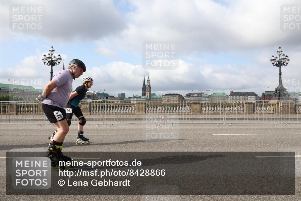 29.06.2025 - hella hamburg halbmarathon Lena Gebhardt http://msf.ph/oto/8428866 29.06.2025 08:59:39 Lombardsbrücke 6, 322 meine-sportfotos.de