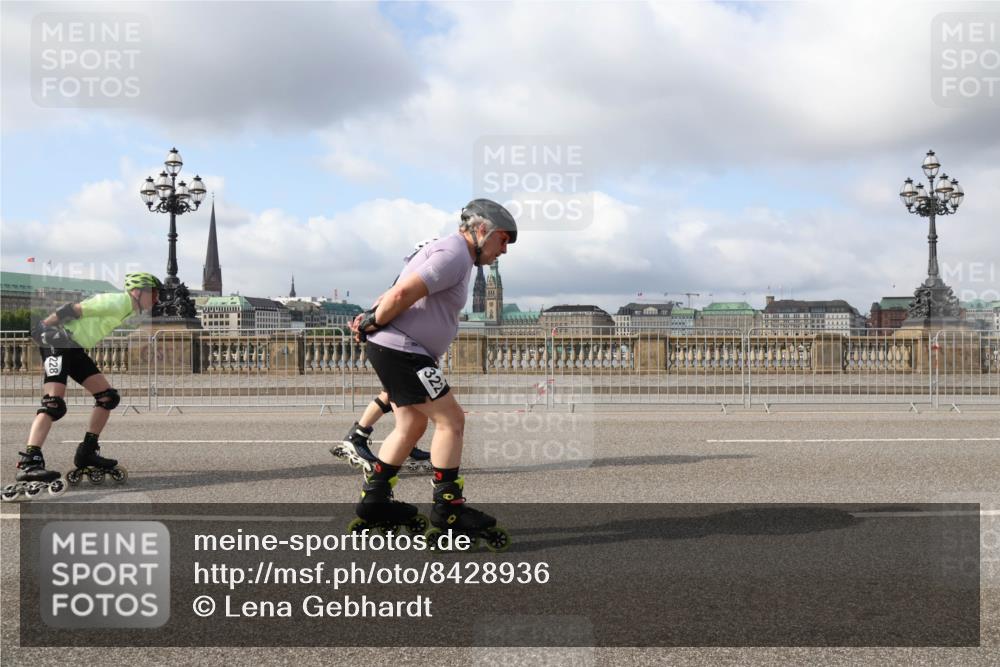 29.06.2025 - hella hamburg halbmarathon Lena Gebhardt http://msf.ph/oto/8428936 29.06.2025 08:59:39 Lombardsbrücke 322 meine-sportfotos.de