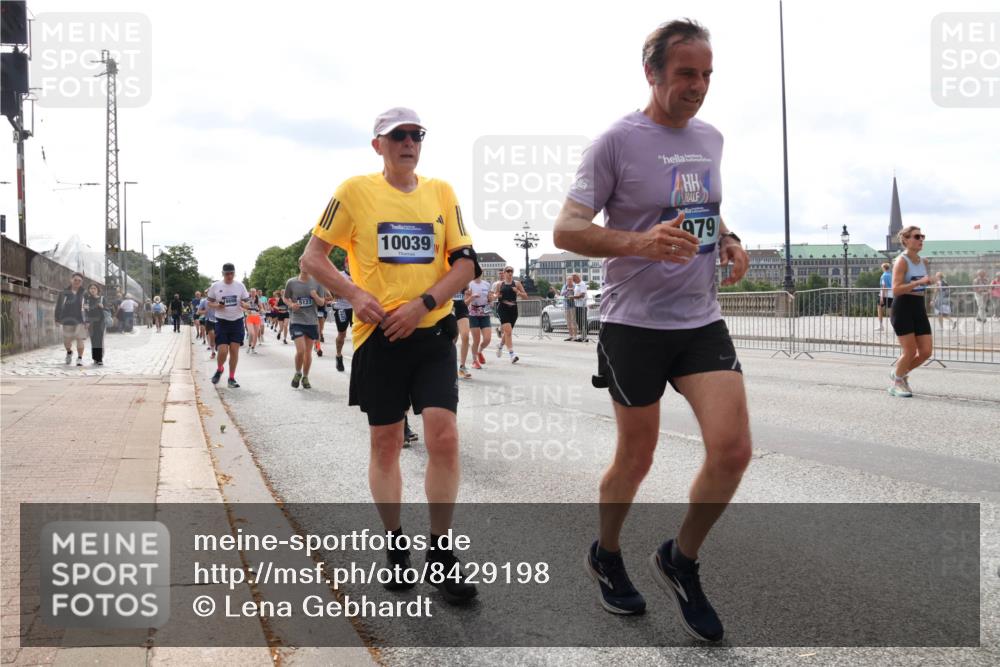 29.06.2025 - hella hamburg halbmarathon Lena Gebhardt http://msf.ph/oto/8429198 29.06.2025 10:19:42 Lombardsbrücke 5123, 10039, 979, 1145, 1154, 1332, 1534, 1708, 2017, 2311, 2357, 2405, 2441, 2589, 2795, 2812, 2895, 2918, 2993, 2995, 3446, 3678, 4108, 4110, 4170, 4539, 4562, 4570, 4722, 4979, 5035, 5123, 5178, 5251, 5449, 5849, 5878, 6444, 6542, 6796, 6797, 6872, 6874, 6939, 7137, 7143, 7248, 7249, 7836, 7917, 8146, 8427, 8537, 8575, 8761, 9252, 9856, 10039, 10124, 10129, 10349, 10540, 10594, 10622, 11036 meine-sportfotos.de
