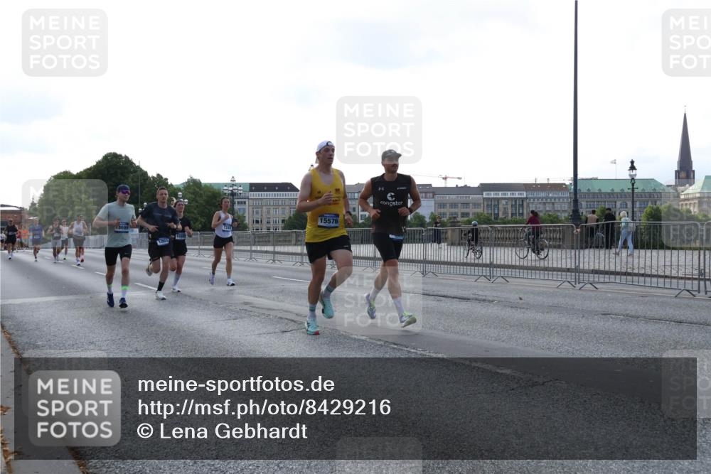 29.06.2025 - hella hamburg halbmarathon Lena Gebhardt http://msf.ph/oto/8429216 29.06.2025 09:44:29 Lombardsbrücke 18699, 7349, 15880, 1065, 15576, 1065, 1122, 1953, 2021, 2879, 3075, 3845, 3968, 4678, 5308, 5344, 7231, 7349, 7793, 8975, 9047, 9079, 10106, 10173, 10222, 10655, 10790, 11877, 12337, 12369, 13383, 13606, 13779, 14828, 15268, 15576, 15583, 15655, 15880, 16118, 17258, 17354, 18567, 18699, 19114 meine-sportfotos.de