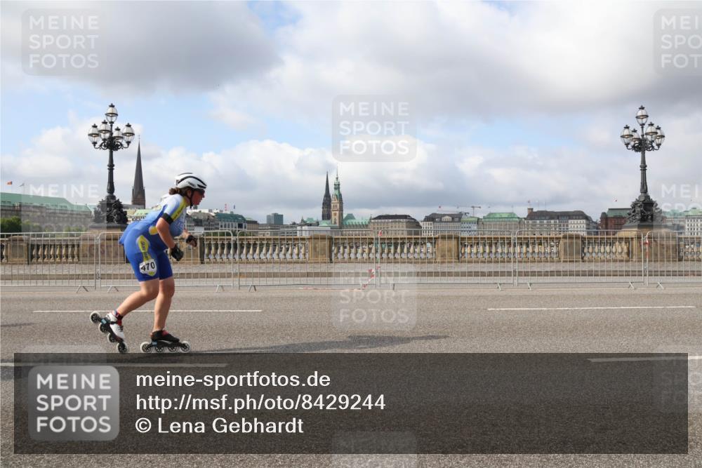 29.06.2025 - hella hamburg halbmarathon Lena Gebhardt http://msf.ph/oto/8429244 29.06.2025 08:59:42 Lombardsbrücke 470 meine-sportfotos.de