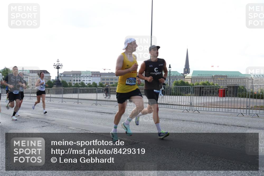 29.06.2025 - hella hamburg halbmarathon Lena Gebhardt http://msf.ph/oto/8429319 29.06.2025 09:44:30 Lombardsbrücke 2025, 1065, 15576, 1888, 1065, 1122, 1953, 2021, 2879, 3075, 3845, 3968, 4678, 5308, 5344, 7231, 7349, 7793, 8975, 9047, 9079, 10106, 10173, 10222, 10655, 10790, 11877, 12337, 12369, 13383, 13606, 13779, 14828, 15268, 15576, 15583, 15655, 15880, 16118, 17258, 17354, 18567, 18699, 19114 meine-sportfotos.de