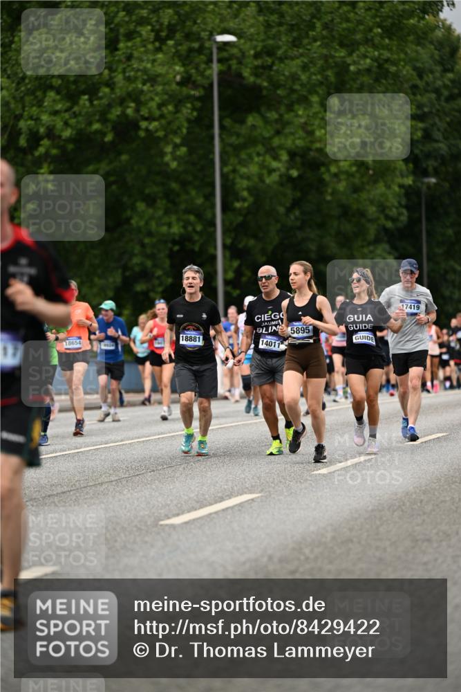 29.06.2025 - hella hamburg halbmarathon Dr. Thomas Lammeyer http://msf.ph/oto/8429422 29.06.2025 10:51:36 Kennedybrücke 1555, 1593, 1608, 1961, 2162, 2327, 2500, 2537, 2556, 2981, 3277, 3339, 3406, 3407, 3823, 4325, 4342, 5697, 5700, 5895, 6740, 6995, 7827, 7960, 8131, 8541, 8967, 9092, 9557, 9743, 10511, 10514, 10515, 10591, 11160, 11378 meine-sportfotos.de